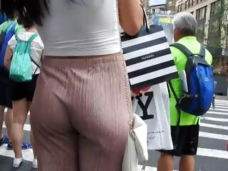 following gorgeous arse in sexy pants  voyeur candid ass