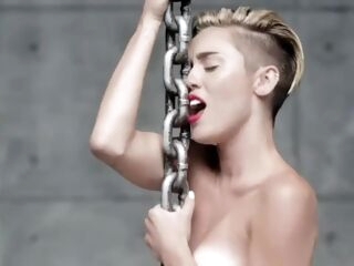 Miley Cyrus - Demolishing Ball (Porn Edit)