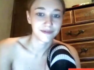 Slender Teen Shows Off Small Boobs